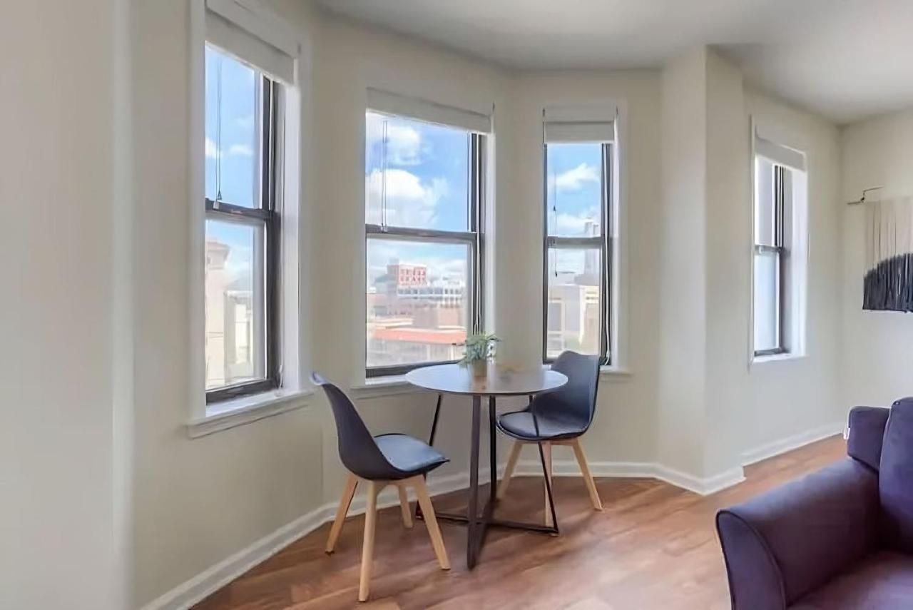 Perfect 1Br In Prime Location & View Of Stadiums Детройт Екстериор снимка
