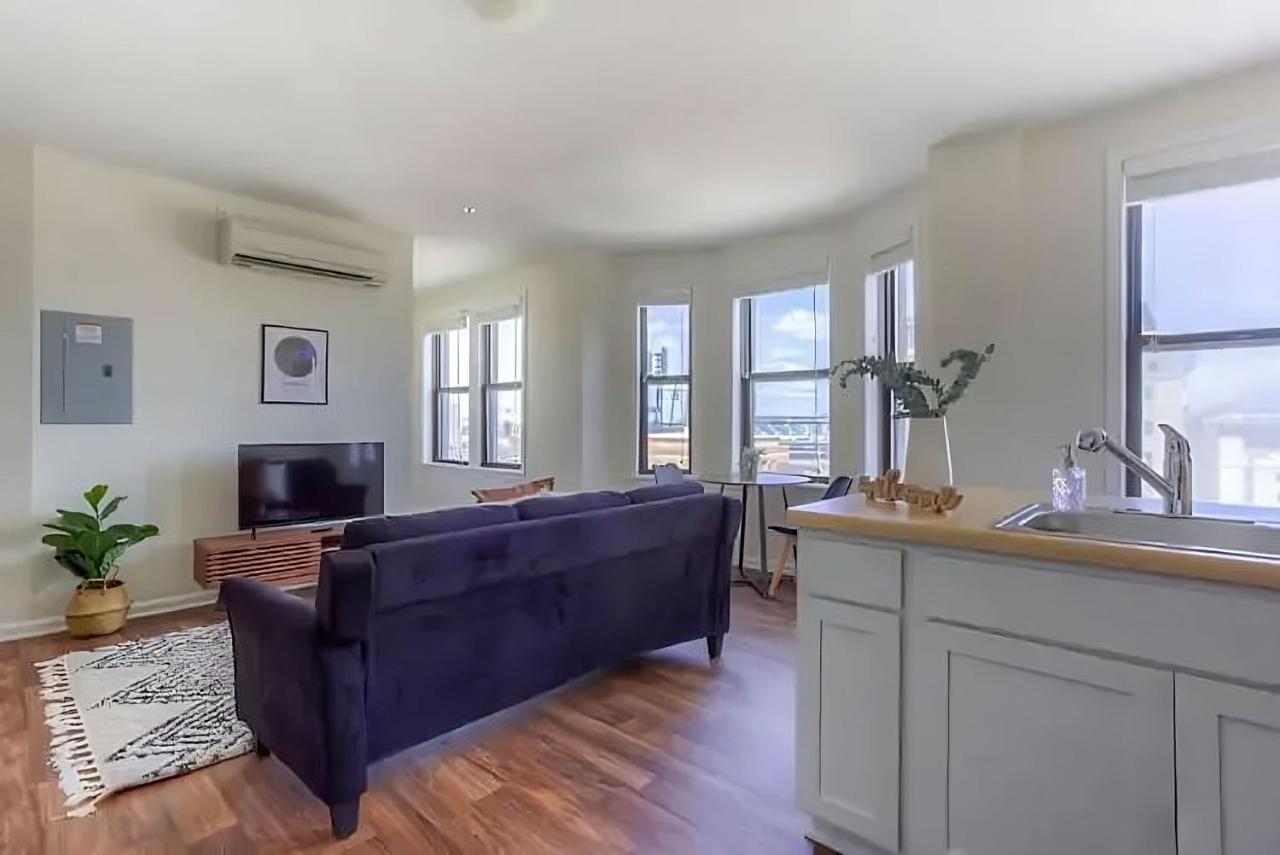 Perfect 1Br In Prime Location & View Of Stadiums Детройт Екстериор снимка