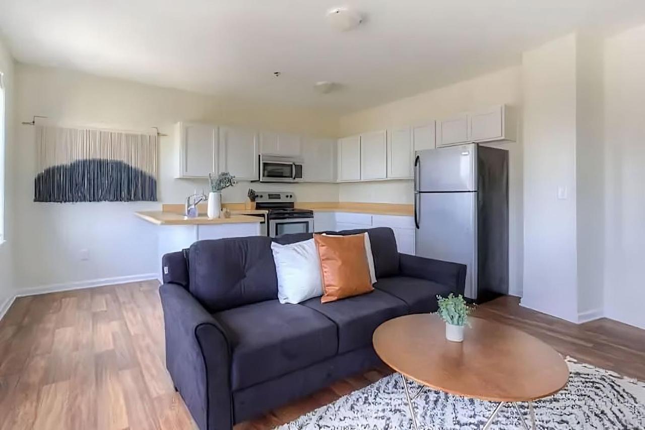 Perfect 1Br In Prime Location & View Of Stadiums Детройт Екстериор снимка