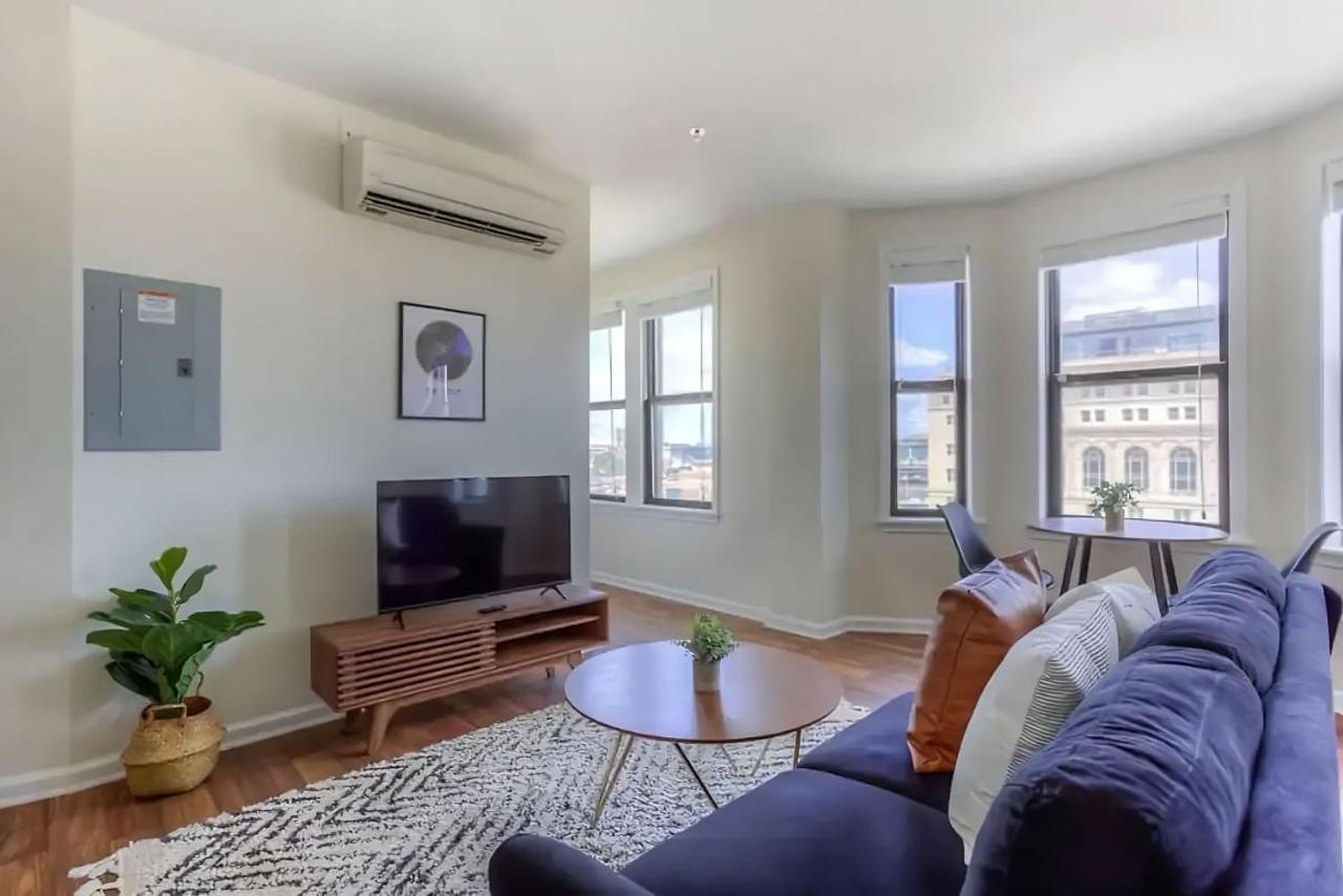 Perfect 1Br In Prime Location & View Of Stadiums Детройт Екстериор снимка